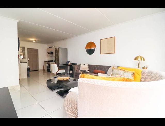 2 BEDROOM APARTMENT FOR SALE IN BEVERLEY